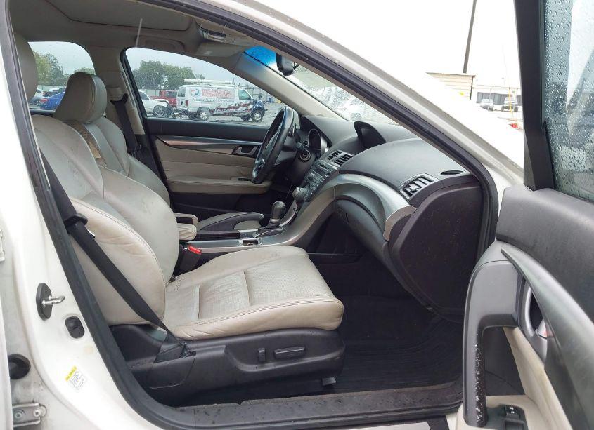 Photo 5 of 2010 Acura Tl 3.7 (VIN 19UUA9F57AA001715)