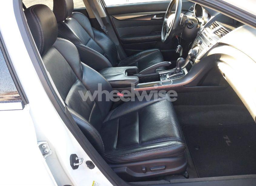 Photo 5 of 2012 Acura Tl (VIN 19UUA9F58CA009101)