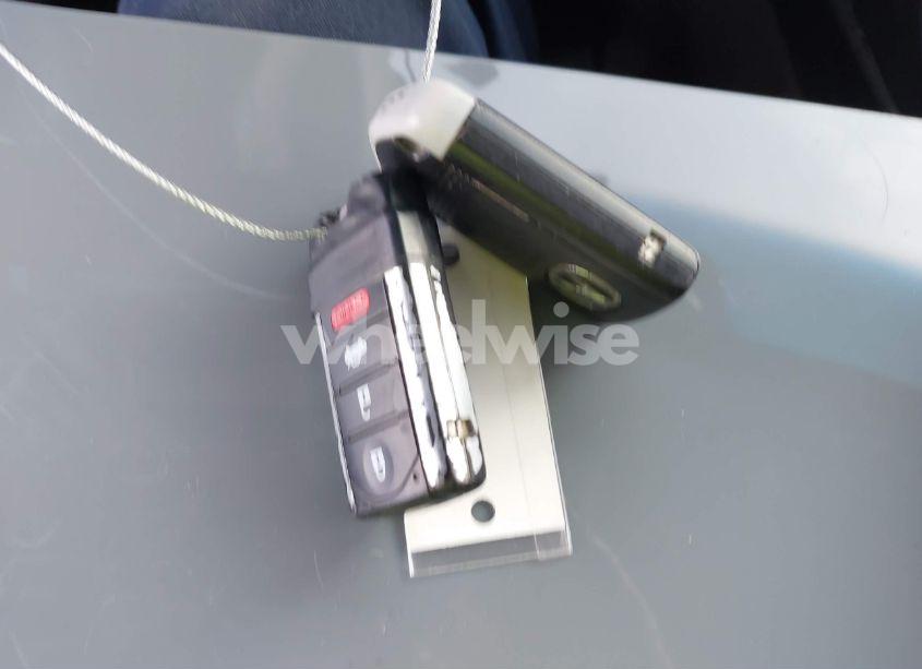 Photo 11 of 2010 Acura Tl 3.7 (VIN 19UUA9F59AA003224)