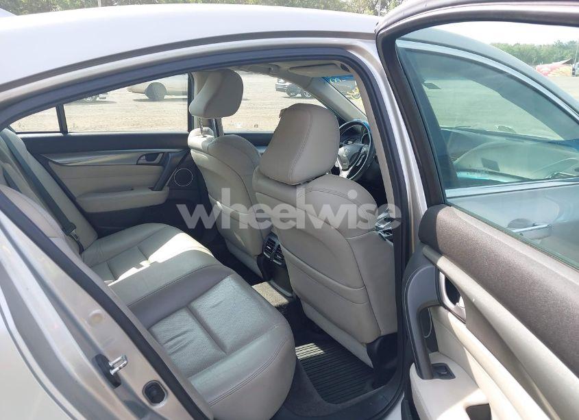 Photo 8 of 2010 Acura Tl 3.7 (VIN 19UUA9F59AA007791)