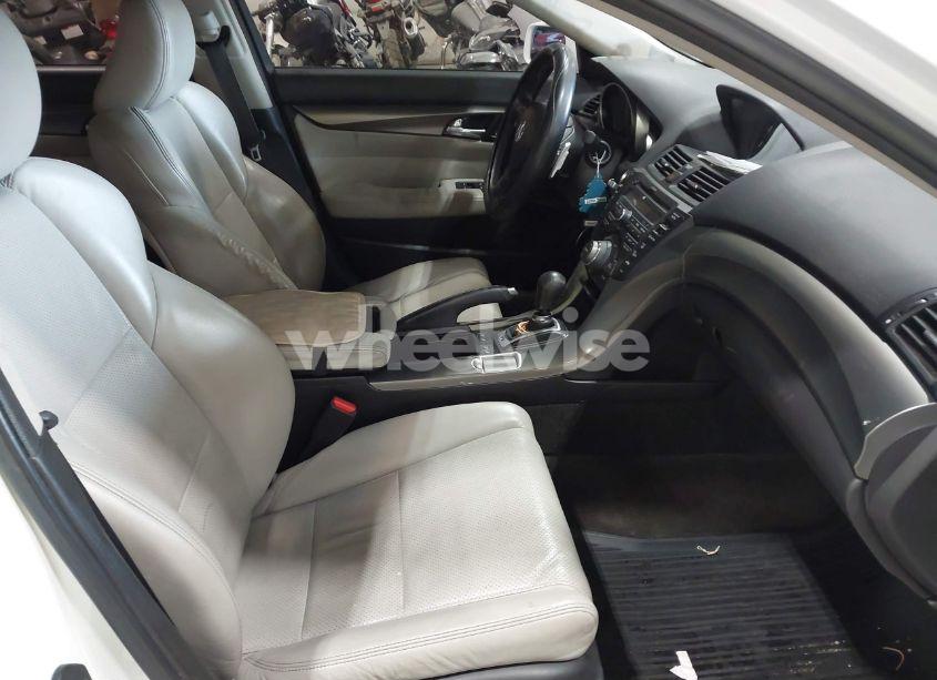 Photo 5 of 2012 Acura Tl 3.7 (VIN 19UUA9F75CA011115)