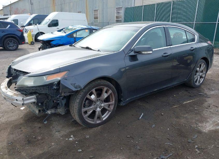 Photo 2 of 2013 Acura Tl 3.7 (VIN 19UUA9F76DA004305)