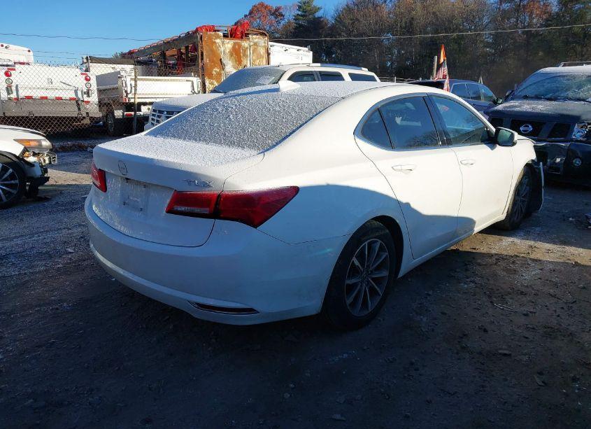 Photo 4 of 2018 Acura Tlx (VIN 19UUB1F30JA002850)
