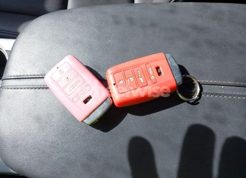 Photo 11 of 2020 Acura Tlx STANDARD (VIN 19UUB1F30LA005931)