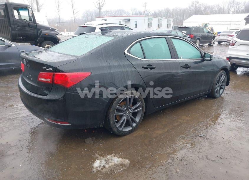 Photo 4 of 2018 Acura Tlx (VIN 19UUB1F31JA001500)