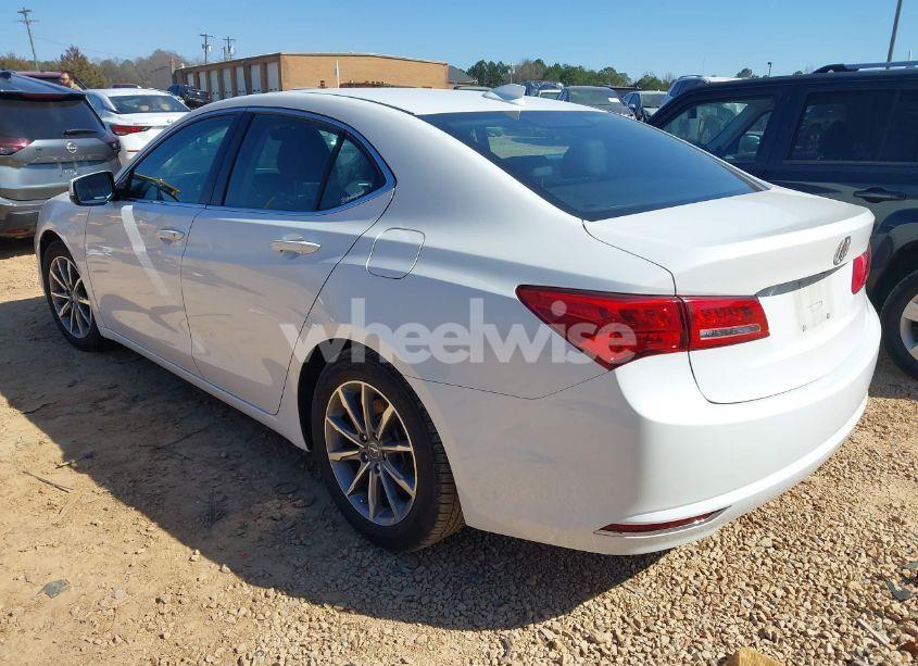 Photo 3 of 2018 Acura Tlx (VIN 19UUB1F32JA000355)