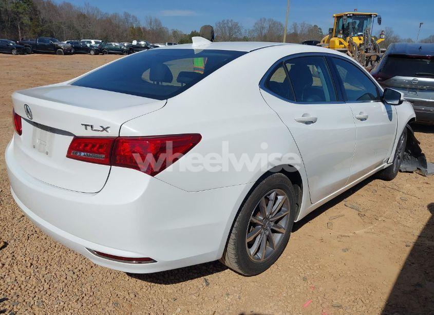 Photo 4 of 2018 Acura Tlx (VIN 19UUB1F32JA000355)