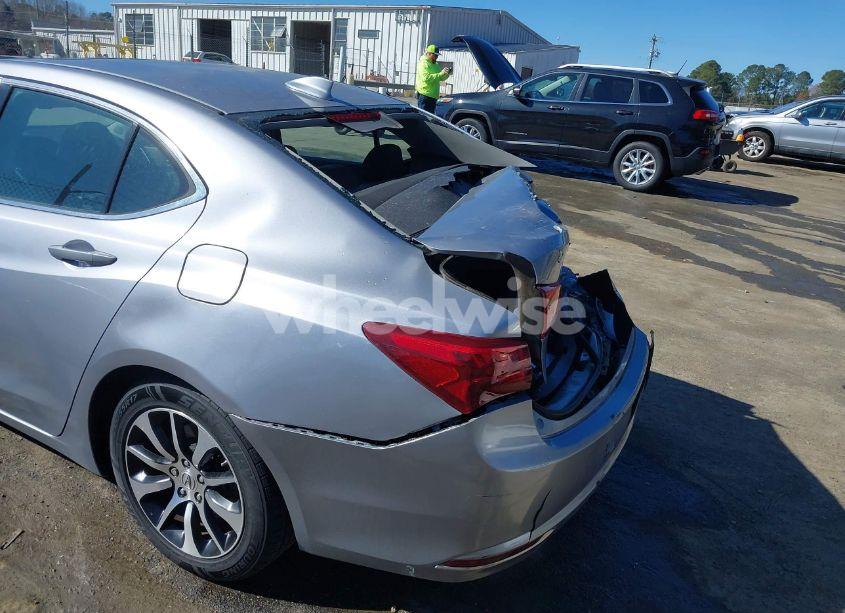 Photo 18 of 2015 Acura Tlx (VIN 19UUB1F33FA011663)
