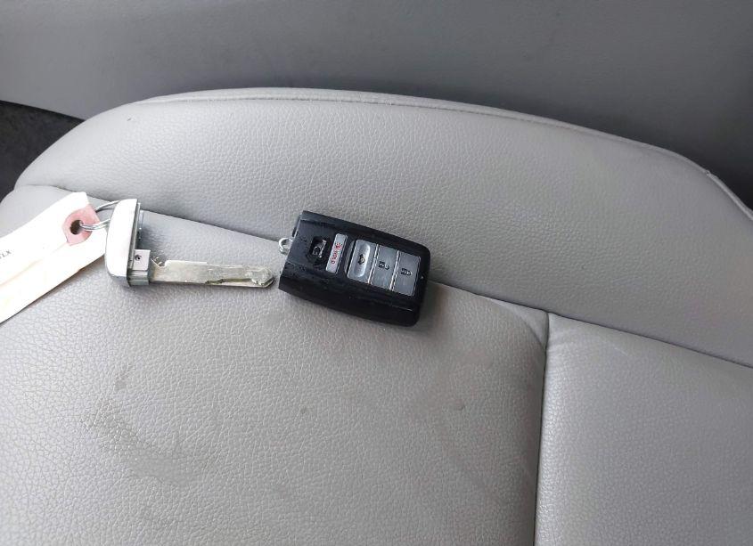 Photo 11 of 2016 Acura Tlx (VIN 19UUB1F33GA005606)