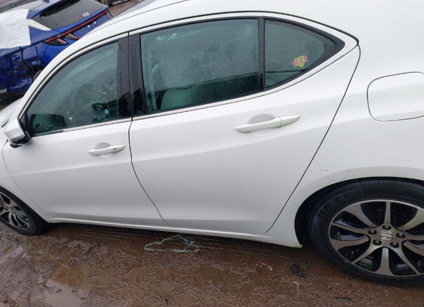 Photo 14 of 2016 Acura Tlx (VIN 19UUB1F33GA005606)