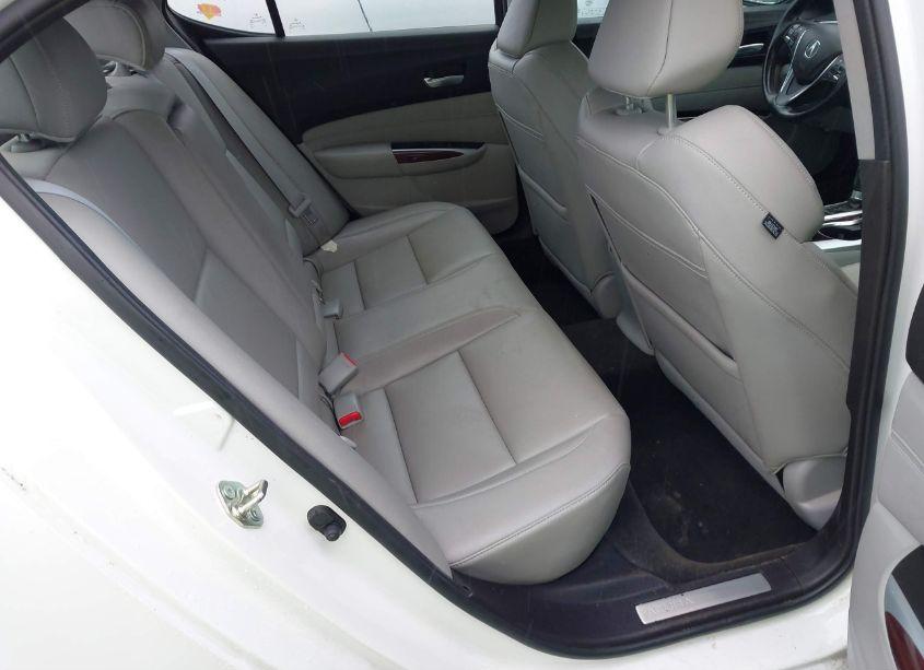 Photo 8 of 2016 Acura Tlx (VIN 19UUB1F33GA005606)