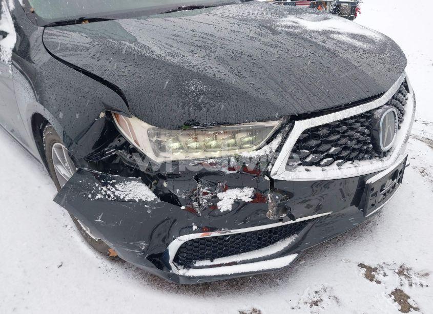 Photo 6 of 2018 Acura Tlx (VIN 19UUB1F33JA001045)