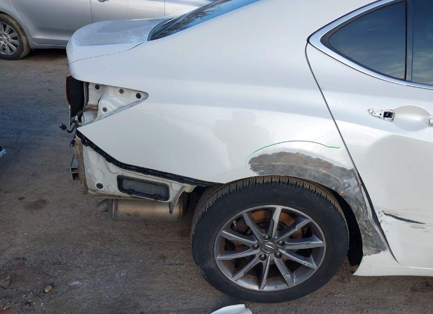 Photo 19 of 2018 Acura Tlx (VIN 19UUB1F33JA004155)