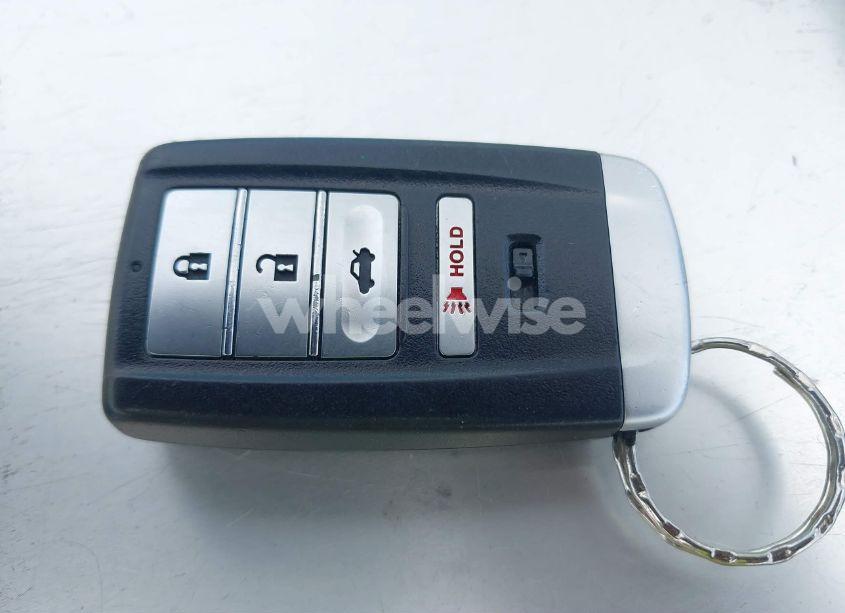 Photo 11 of 2018 Acura Tlx (VIN 19UUB1F34JA003483)