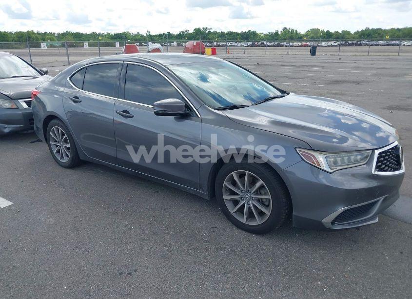 Photo 13 of 2018 Acura Tlx (VIN 19UUB1F34JA003483)