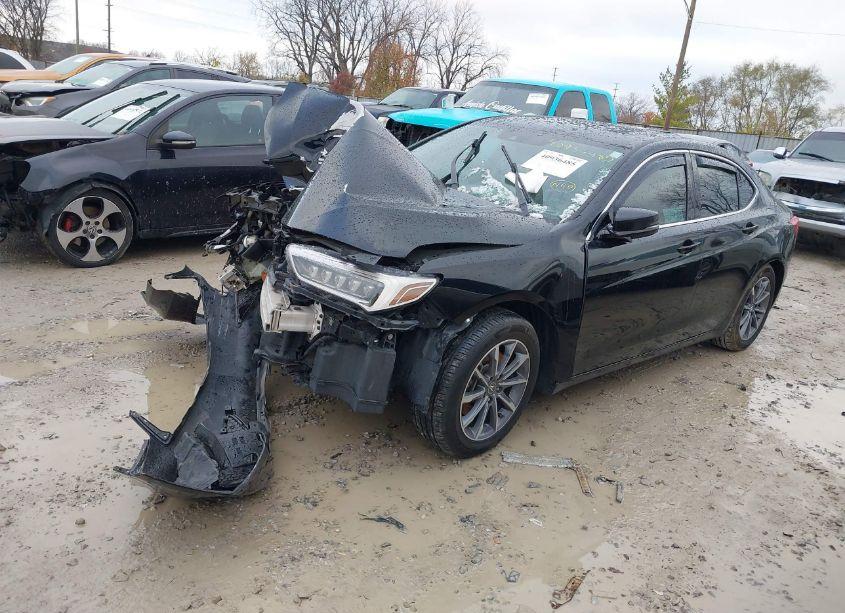 Photo 2 of 2018 Acura Tlx (VIN 19UUB1F38JA011375)