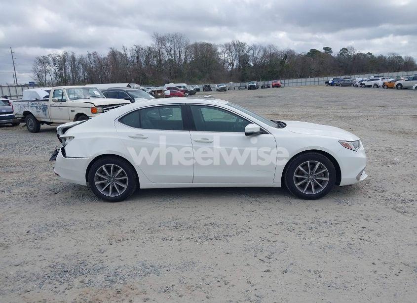 Photo 13 of 2018 Acura Tlx TECH PKG (VIN 19UUB1F5XJA000797)