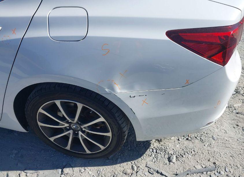 Photo 17 of 2016 Acura Tlx V6 (VIN 19UUB2F31GA005870)