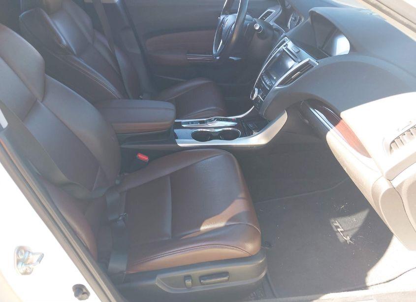 Photo 5 of 2016 Acura Tlx V6 (VIN 19UUB2F31GA005870)