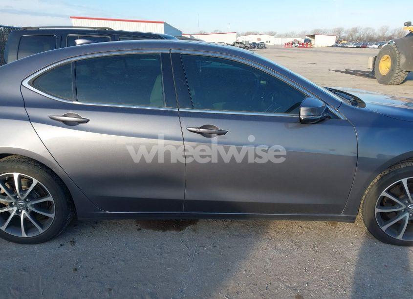 Photo 13 of 2018 Acura Tlx (VIN 19UUB2F34JA008883)