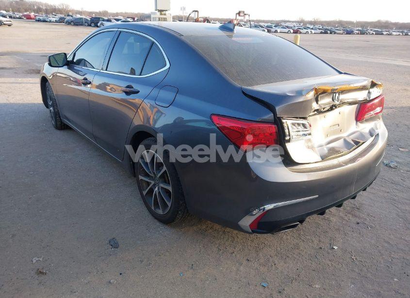 Photo 3 of 2018 Acura Tlx (VIN 19UUB2F34JA008883)