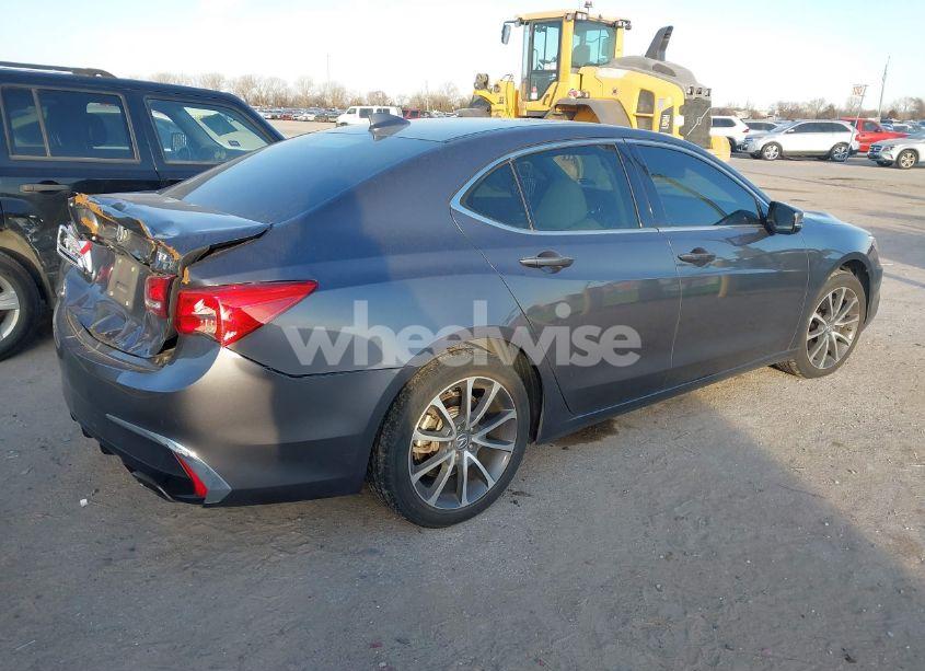 Photo 4 of 2018 Acura Tlx (VIN 19UUB2F34JA008883)