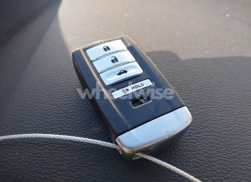 Photo 11 of 2018 Acura Tlx (VIN 19UUB2F39JA000973)