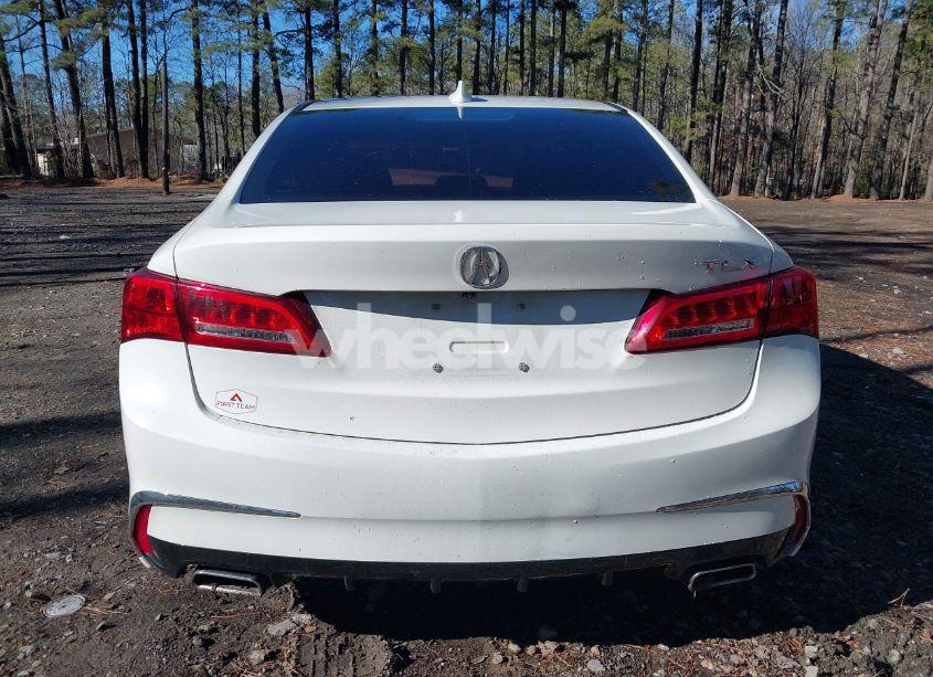 Photo 16 of 2018 Acura Tlx (VIN 19UUB2F39JA000973)