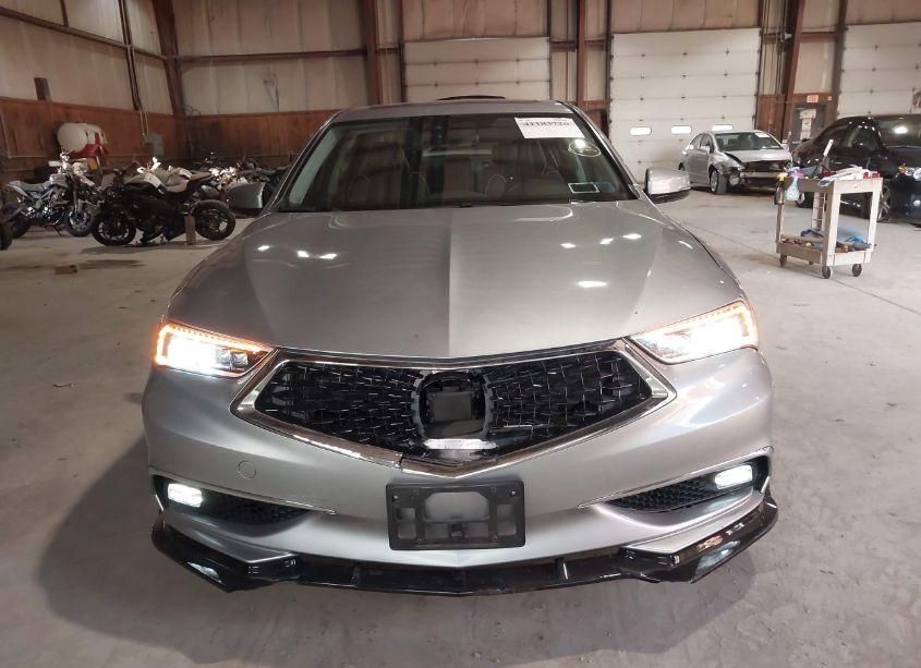 Photo 13 of 2019 Acura Tlx TECH PKG (VIN 19UUB2F44KA010434)
