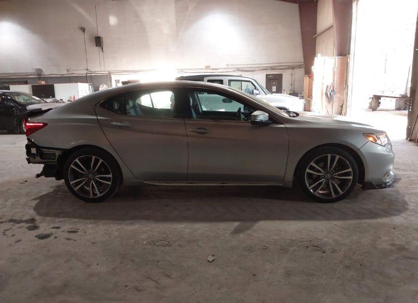 Photo 14 of 2019 Acura Tlx TECH PKG (VIN 19UUB2F44KA010434)