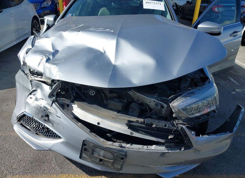Photo 10 of 2018 Acura Tlx (VIN 19UUB3F39JA000865)