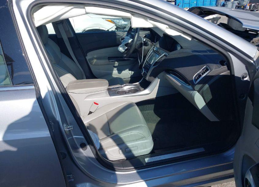 Photo 5 of 2018 Acura Tlx (VIN 19UUB3F39JA000865)