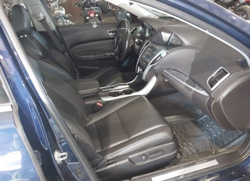 Photo 5 of 2018 Acura Tlx (VIN 19UUB3F3XJA004648)