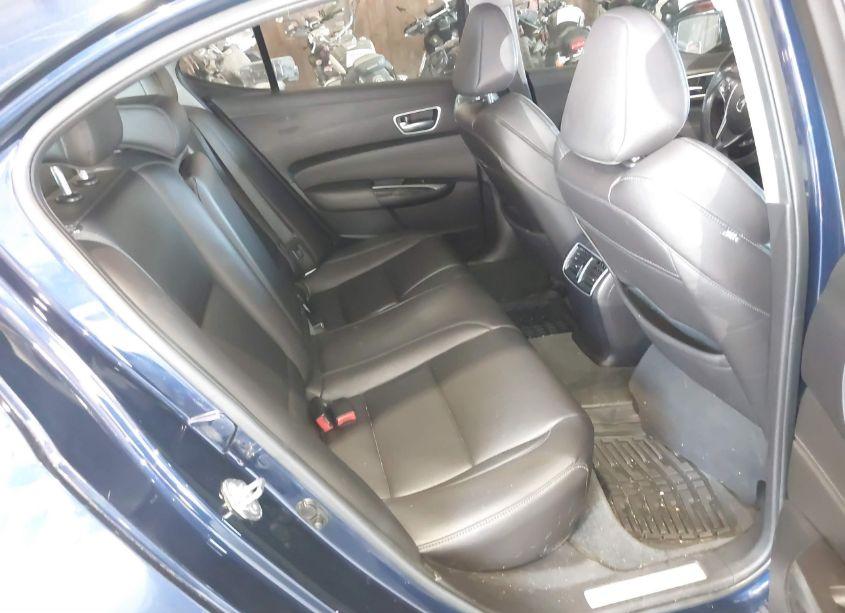 Photo 8 of 2018 Acura Tlx (VIN 19UUB3F3XJA004648)