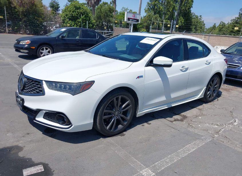 Photo 2 of 2018 Acura Tlx (VIN 19UUB3F60JA002028)