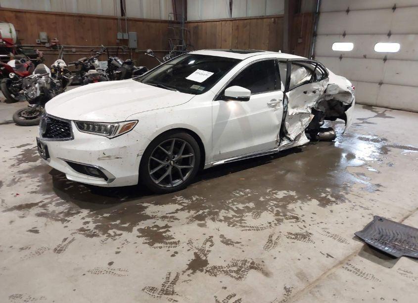 Photo 2 of 2018 Acura Tlx ADVANCE PKG (VIN 19UUB3F73JA001142)