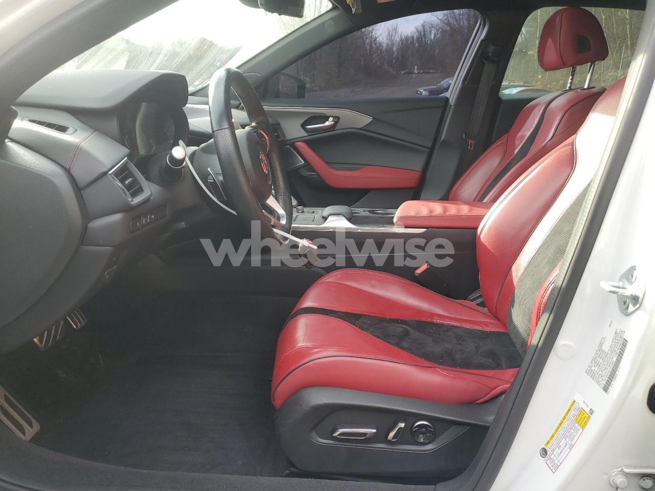 Photo 7 of 2022 ACURA TLX TECH A N/A (VIN 19UUB6F56NA002906)