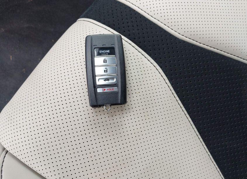 Photo 11 of 2023 Acura Tlx TYPE S - HP WHEEL AND TIRE (VIN 19UUB7F97PA003235)