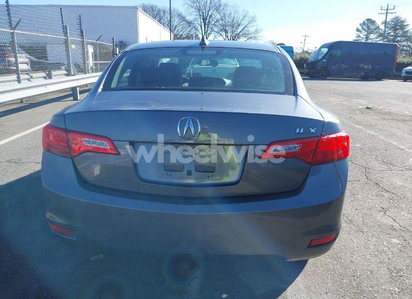 Photo 16 of 2014 Acura Ilx 2.0L (VIN 19VDE1F30EE008777)