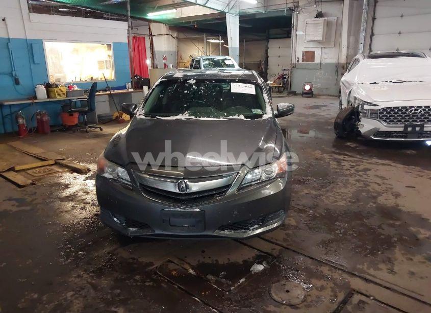 Photo 12 of 2014 Acura Ilx 2.0L (VIN 19VDE1F31EE003037)