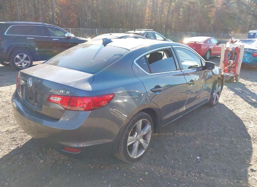 Photo 4 of 2014 Acura Ilx 2.0L (VIN 19VDE1F32EE011163)
