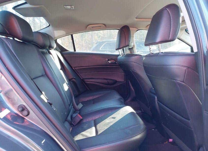 Photo 8 of 2014 Acura Ilx 2.0L (VIN 19VDE1F32EE011163)