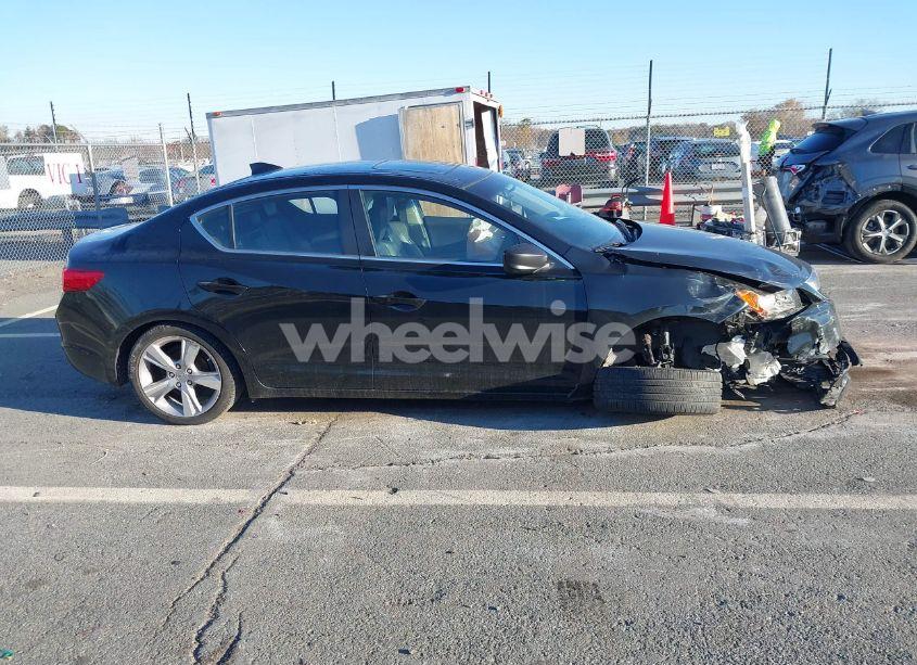 Photo 13 of 2014 Acura Ilx 2.0L (VIN 19VDE1F32EE012491)
