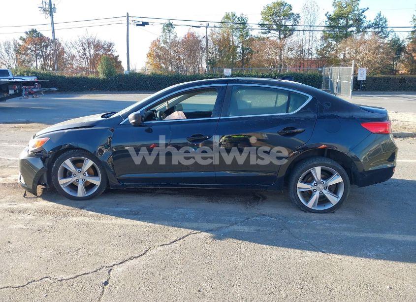 Photo 14 of 2014 Acura Ilx 2.0L (VIN 19VDE1F32EE012491)