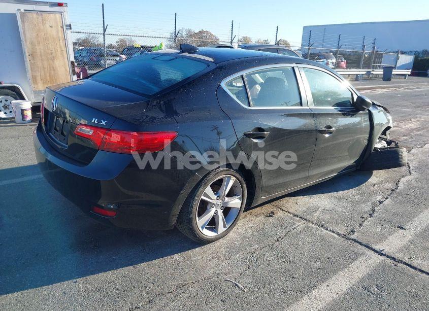 Photo 4 of 2014 Acura Ilx 2.0L (VIN 19VDE1F32EE012491)