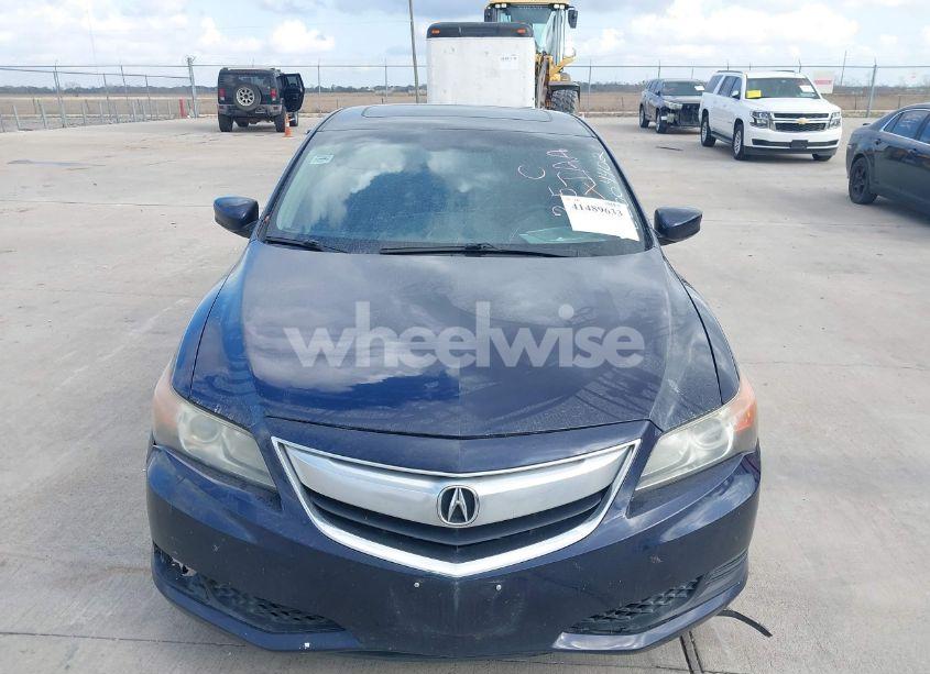 Photo 6 of 2014 Acura Ilx 2.0L (VIN 19VDE1F33EE004402)