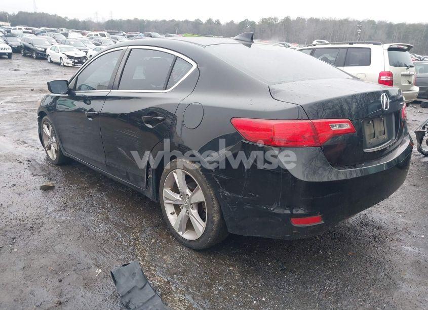 Photo 3 of 2014 Acura Ilx 2.0L (VIN 19VDE1F33EE006246)