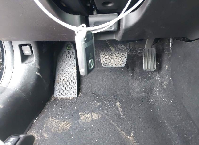 Photo 11 of 2014 Acura Ilx 2.0L (VIN 19VDE1F33EE014380)