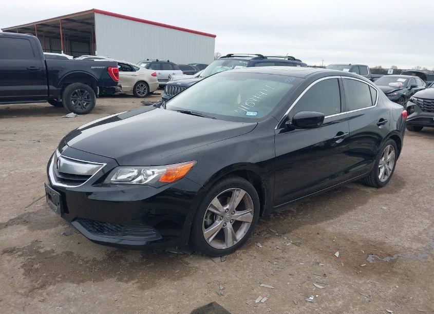 Photo 2 of 2014 Acura Ilx 2.0L (VIN 19VDE1F33EE014380)