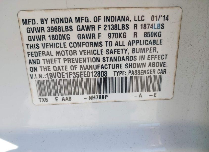 Photo 9 of 2014 Acura Ilx 2.0L (VIN 19VDE1F35EE012808)